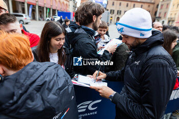 2024-04-18 - GOUNON Jules (fra), Reserve driver of Alpine Endurance Team, portrait, parade Imola city center during the 2024 6 Hours of Imola, 2nd round of the 2024 FIA World Endurance Championship, from April 18 to 21, 2024 on the Autodromo Internazionale Enzo e Dino Ferrari in Imola, Qatar - FIA WEC - 6 HOURS OF IMOLA 2024 - ENDURANCE - MOTORS