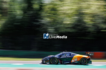 2024-04-19 - 95 SATO Marino (jpn), PINO Nico (chl), CAYGILL Josh (gbr), United Autosports, McLaren 720S GT3 Evo #95, LM GT3, action during the 2024 6 Hours of Imola, 2nd round of the 2024 FIA World Endurance Championship, from April 18 to 21, 2024 on the Autodromo Internazionale Enzo e Dino Ferrari in Imola, Italy - FIA WEC - 6 HOURS OF IMOLA 2024 - ENDURANCE - MOTORS
