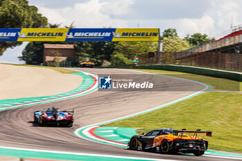 2024-04-19 - 59 SAUCY Grégoire (swi), COTTINGHAM James (gbr), COSTA Nicolas (bra), United Autosports, McLaren 720S GT3 Evo #59, LM GT3, action during the 2024 6 Hours of Imola, 2nd round of the 2024 FIA World Endurance Championship, from April 18 to 21, 2024 on the Autodromo Internazionale Enzo e Dino Ferrari in Imola, Italy - FIA WEC - 6 HOURS OF IMOLA 2024 - ENDURANCE - MOTORS
