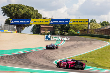 2024-04-19 - 85 BOVY Sarah (bel), PIN Doriane (fra), GATTING Michelle (dnk), Iron Dames, Lamborghini Huracan GT3 Evo2 #85, LM GT3, action during the 2024 6 Hours of Imola, 2nd round of the 2024 FIA World Endurance Championship, from April 18 to 21, 2024 on the Autodromo Internazionale Enzo e Dino Ferrari in Imola, Italy - FIA WEC - 6 HOURS OF IMOLA 2024 - ENDURANCE - MOTORS
