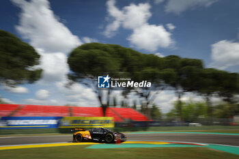 2024-04-19 - 95 SATO Marino (jpn), PINO Nico (chl), CAYGILL Josh (gbr), United Autosports, McLaren 720S GT3 Evo #95, LM GT3, action during the 2024 6 Hours of Imola, 2nd round of the 2024 FIA World Endurance Championship, from April 18 to 21, 2024 on the Autodromo Internazionale Enzo e Dino Ferrari in Imola - FIA WEC - 6 HOURS OF IMOLA 2024 - ENDURANCE - MOTORS