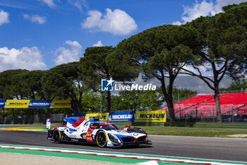 2024-04-19 - 20 VAN DER LINDE Sheldon (zaf), FRIJNS Robin (nld), RAST René (ger), BMW M Team WRT, BMW Hybrid V8 #20, Hypercar, action during the 2024 6 Hours of Imola, 2nd round of the 2024 FIA World Endurance Championship, from April 18 to 21, 2024 on the Autodromo Internazionale Enzo e Dino Ferrari in Imola - FIA WEC - 6 HOURS OF IMOLA 2024 - ENDURANCE - MOTORS