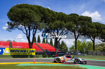 2024-04-19 - 55 HERIAU François (fra), MANN Simon (usa), ROVERA Alessio (ita), Vista AF Corse, Ferrari 296 GT3 #55, LM GT3, action during the 2024 6 Hours of Imola, 2nd round of the 2024 FIA World Endurance Championship, from April 18 to 21, 2024 on the Autodromo Internazionale Enzo e Dino Ferrari in Imola - FIA WEC - 6 HOURS OF IMOLA 2024 - ENDURANCE - MOTORS