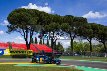 2024-04-19 - 27 JAMES Ian (usa), MANCINELLI Daniel (ita), RIBERAS Alex (spa), Heart of Racing Team, Aston Martin Vantage GT3 #27, LM GT3, action during the 2024 6 Hours of Imola, 2nd round of the 2024 FIA World Endurance Championship, from April 18 to 21, 2024 on the Autodromo Internazionale Enzo e Dino Ferrari in Imola - FIA WEC - 6 HOURS OF IMOLA 2024 - ENDURANCE - MOTORS