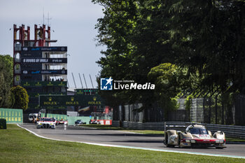 2024-04-20 - 38 RASMUSSEN Oliver (dnk), HANSON Philip (gbr), BUTTON Jenson (gbr), Hertz Team Jota, Porsche 963 #38, Hypercar, action during the 2024 6 Hours of Imola, 2nd round of the 2024 FIA World Endurance Championship, from April 18 to 21, 2024 on the Autodromo Internazionale Enzo e Dino Ferrari in Imola - FIA WEC - 6 HOURS OF IMOLA 2024 - ENDURANCE - MOTORS