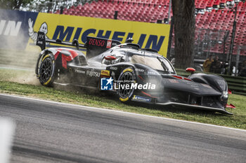 2024-04-20 - 07 CONWAY Mike (gbr), KOBAYASHI Kamui (jpn), DE VRIES Nyck (nld), Toyota Gazoo Racing, Toyota GR010 - Hybrid #07, Hypercar, action during the 2024 6 Hours of Imola, 2nd round of the 2024 FIA World Endurance Championship, from April 18 to 21, 2024 on the Autodromo Internazionale Enzo e Dino Ferrari in Imola, Italy - FIA WEC - 6 HOURS OF IMOLA 2024 - ENDURANCE - MOTORS