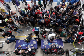2024-04-20 - autograph session, session autographe, during the 2024 6 Hours of Imola, 2nd round of the 2024 FIA World Endurance Championship, from April 18 to 21, 2024 on the Autodromo Internazionale Enzo e Dino Ferrari in Imola, Qatar - FIA WEC - 6 HOURS OF IMOLA 2024 - ENDURANCE - MOTORS