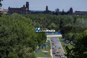 2024-04-21 - Start of the Race 31 FARFUS Augusto (bra), GELAEL Sean (ind), LEUNG Darren (gbr), Team WRT, BMW M4 GT3 #31, LM GT3, action during the 2024 6 Hours of Imola, 2nd round of the 2024 FIA World Endurance Championship, from April 18 to 21, 2024 on the Autodromo Internazionale Enzo e Dino Ferrari in Imola - FIA WEC - 6 HOURS OF IMOLA 2024 - ENDURANCE - MOTORS