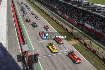 2024-04-21 - Race start, start of the race, depart, during the 2024 6 Hours of Imola, 2nd round of the 2024 FIA World Endurance Championship, from April 18 to 21, 2024 on the Autodromo Internazionale Enzo e Dino Ferrari in Imola, Italy - FIA WEC - 6 HOURS OF IMOLA 2024 - ENDURANCE - MOTORS