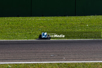 21/04/2024 - Debris during the 2024 6 Hours of Imola, 2nd round of the 2024 FIA World Endurance Championship, from April 18 to 21, 2024 on the Autodromo Internazionale Enzo e Dino Ferrari in Imola, Italy - FIA WEC - 6 HOURS OF IMOLA 2024 - ENDURANCE - MOTORI