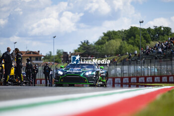 21/04/2024 - 777 SORENSEN Marco (dnk), MATEU Clément (fra), BASTARD Erwan (fra), D'Station Racing, Aston Martin Vantage GT3 #777, LM GT3, action on the grid during the 2024 6 Hours of Imola, 2nd round of the 2024 FIA World Endurance Championship, from April 18 to 21, 2024 on the Autodromo Internazionale Enzo e Dino Ferrari in Imola - FIA WEC - 6 HOURS OF IMOLA 2024 - ENDURANCE - MOTORI