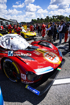 21/04/2024 - 50 FUOCO Antonio (ita), MOLINA Miguel (spa), NIELSEN Nicklas (dnk), Ferrari AF Corse, Ferrari 499P #50, Hypercar, action on the grid during the 2024 6 Hours of Imola, 2nd round of the 2024 FIA World Endurance Championship, from April 18 to 21, 2024 on the Autodromo Internazionale Enzo e Dino Ferrari in Imola - FIA WEC - 6 HOURS OF IMOLA 2024 - ENDURANCE - MOTORI