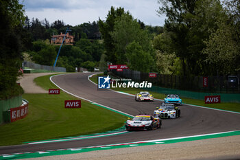2024-04-21 - 55 HERIAU François (fra), MANN Simon (usa), ROVERA Alessio (ita), Vista AF Corse, Ferrari 296 GT3 #55, LM GT3, action during the 2024 6 Hours of Imola, 2nd round of the 2024 FIA World Endurance Championship, from April 18 to 21, 2024 on the Autodromo Internazionale Enzo e Dino Ferrari in Imola, Italy - FIA WEC - 6 HOURS OF IMOLA 2024 - ENDURANCE - MOTORS