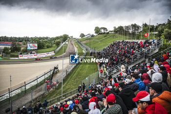 2024-04-21 - fans, supporters, public, spectators, TotalEnergies, during the 2024 6 Hours of Imola, 2nd round of the 2024 FIA World Endurance Championship, from April 18 to 21, 2024 on the Autodromo Internazionale Enzo e Dino Ferrari in Imola, Italy - FIA WEC - 6 HOURS OF IMOLA 2024 - ENDURANCE - MOTORS