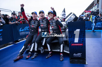 21/04/2024 - 07 CONWAY Mike (gbr), KOBAYASHI Kamui (jpn), DE VRIES Nyck (nld), Toyota Gazoo Racing, Toyota GR010 - Hybrid #07, Hypercar, action celebrating their win during the 2024 6 Hours of Imola, 2nd round of the 2024 FIA World Endurance Championship, from April 18 to 21, 2024 on the Autodromo Internazionale Enzo e Dino Ferrari in Imola - FIA WEC - 6 HOURS OF IMOLA 2024 - ENDURANCE - MOTORI