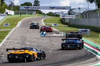 2024-04-21 - 59 SAUCY Grégoire (swi), COTTINGHAM James (gbr), COSTA Nicolas (bra), United Autosports, McLaren 720S GT3 Evo #59, LM GT3, action during the 2024 6 Hours of Imola, 2nd round of the 2024 FIA World Endurance Championship, from April 18 to 21, 2024 on the Autodromo Internazionale Enzo e Dino Ferrari in Imola - FIA WEC - 6 HOURS OF IMOLA 2024 - ENDURANCE - MOTORS