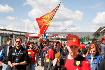 2024-04-21 - fans, supporters, public, spectators during the 2024 6 Hours of Imola, 2nd round of the 2024 FIA World Endurance Championship, from April 18 to 21, 2024 on the Autodromo Internazionale Enzo e Dino Ferrari in Imola, Italy - FIA WEC - 6 HOURS OF IMOLA 2024 - ENDURANCE - MOTORS