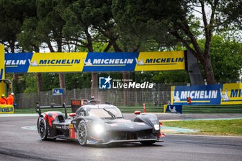 21/04/2024 - 07 CONWAY Mike (gbr), KOBAYASHI Kamui (jpn), DE VRIES Nyck (nld), Toyota Gazoo Racing, Toyota GR010 - Hybrid #07, Hypercar, action during the 2024 6 Hours of Imola, 2nd round of the 2024 FIA World Endurance Championship, from April 18 to 21, 2024 on the Autodromo Internazionale Enzo e Dino Ferrari in Imola, Qatar - FIA WEC - 6 HOURS OF IMOLA 2024 - ENDURANCE - MOTORI