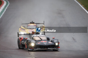 2024-04-21 - 07 CONWAY Mike (gbr), KOBAYASHI Kamui (jpn), DE VRIES Nyck (nld), Toyota Gazoo Racing, Toyota GR010 - Hybrid #07, Hypercar, action during the 2024 6 Hours of Imola, 2nd round of the 2024 FIA World Endurance Championship, from April 18 to 21, 2024 on the Autodromo Internazionale Enzo e Dino Ferrari in Imola, Qatar - FIA WEC - 6 HOURS OF IMOLA 2024 - ENDURANCE - MOTORS