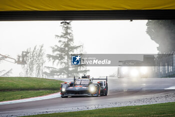2024-04-21 - 07 CONWAY Mike (gbr), KOBAYASHI Kamui (jpn), DE VRIES Nyck (nld), Toyota Gazoo Racing, Toyota GR010 - Hybrid #07, Hypercar, action during the 2024 6 Hours of Imola, 2nd round of the 2024 FIA World Endurance Championship, from April 18 to 21, 2024 on the Autodromo Internazionale Enzo e Dino Ferrari in Imola, Qatar - FIA WEC - 6 HOURS OF IMOLA 2024 - ENDURANCE - MOTORS