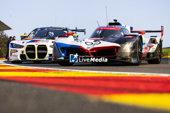 08/05/2024 - 20 VAN DER LINDE Sheldon (zaf), FRIJNS Robin (nld), RAST René (ger), BMW M Team WRT, BMW Hybrid V8 #20, Hypercar, 46 MARTIN Maxime (bel), ROSSI Valentino (ita), AL HARTHY Ahmad (omn) Team WRT, BMW M4 GT3 #46, LM GT3, WRT Family Picture during the 2024 TotalEnergies 6 Hours of Spa-Francorchamps, 3rd round of the 2024 FIA World Endurance Championship, from May 8 to 11, 2024 on the Circuit de Spa-Francorchamps in Stavelot, Belgium - FIA WEC - 6 HOURS OF SPA-FRANCORCHAMPS 2024 - ENDURANCE - MOTORI