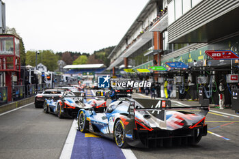 09/05/2024 - 35 MILESI Charles (fra), GOUNON Jules (fra), CHATIN Paul-Loup (fra), Alpine Endurance Team #35, Alpine A424, Hypercar, ambiance during the 2024 TotalEnergies 6 Hours of Spa-Francorchamps, 3rd round of the 2024 FIA World Endurance Championship, from May 8 to 11, 2024 on the Circuit de Spa-Francorchamps in Stavelot, Belgium - FIA WEC - 6 HOURS OF SPA-FRANCORCHAMPS 2024 - ENDURANCE - MOTORI