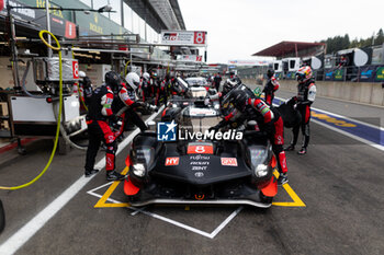 09/05/2024 - 08 BUEMI Sébastien (swi), HARTLEY Brendon (nzl), HIRAKAWA Ryo (jpn), Toyota Gazoo Racing, Toyota GR010 - Hybrid #08, Hypercar, pitlane, during the 2024 TotalEnergies 6 Hours of Spa-Francorchamps, 3rd round of the 2024 FIA World Endurance Championship, from May 8 to 11, 2024 on the Circuit de Spa-Francorchamps in Stavelot, Belgium - FIA WEC - 6 HOURS OF SPA-FRANCORCHAMPS 2024 - ENDURANCE - MOTORI