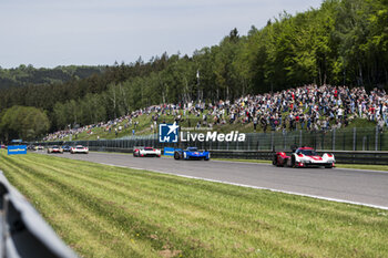 2024-05-11 - 05 CAMPBELL Matt (aus), CHRISTENSEN Michael (dnk), MAKOWIECKI Frédéric (fra), Porsche Penske Motorsport, Porsche 963 #05, Hypercar, actionrace start of the race, depart, during the 2024 TotalEnergies 6 Hours of Spa-Francorchamps, 3rd round of the 2024 FIA World Endurance Championship, from May 8 to 11, 2024 on the Circuit de Spa-Francorchamps in Stavelot, Belgium - FIA WEC - 6 HOURS OF SPA-FRANCORCHAMPS 2024 - ENDURANCE - MOTORS