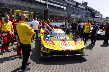 2024-05-11 - 83 KUBICA Robert (pol), SHWARTZMAN Robert (isr), YE Yifei (chn), AF Corse, Ferrari 499P #83, Hypercar, on the grid during the 2024 TotalEnergies 6 Hours of Spa-Francorchamps, 3rd round of the 2024 FIA World Endurance Championship, from May 8 to 11, 2024 on the Circuit de Spa-Francorchamps in Stavelot, Belgium - FIA WEC - 6 HOURS OF SPA-FRANCORCHAMPS 2024 - ENDURANCE - MOTORS