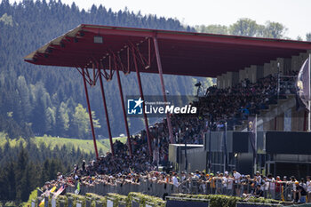 2024-05-11 - Grandstand fans during the 2024 TotalEnergies 6 Hours of Spa-Francorchamps, 3rd round of the 2024 FIA World Endurance Championship, from May 8 to 11, 2024 on the Circuit de Spa-Francorchamps in Stavelot, Belgium - FIA WEC - 6 HOURS OF SPA-FRANCORCHAMPS 2024 - ENDURANCE - MOTORS