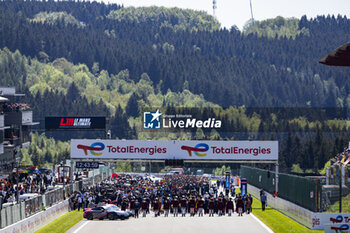 2024-05-11 - Starting grid during the 2024 TotalEnergies 6 Hours of Spa-Francorchamps, 3rd round of the 2024 FIA World Endurance Championship, from May 8 to 11, 2024 on the Circuit de Spa-Francorchamps in Stavelot, Belgium - FIA WEC - 6 HOURS OF SPA-FRANCORCHAMPS 2024 - ENDURANCE - MOTORS