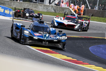 2024-05-11 - 36 VAXIVIERE Matthieu (fra), SCHUMACHER Mick (ger), LAPIERRE Nicolas (fra), Alpine Endurance Team, Alpine A424 #36, Hypercar, 20 VAN DER LINDE Sheldon (zaf), FRIJNS Robin (nld), RAST René (ger), BMW M Team WRT, BMW Hybrid V8 #20, Hypercar, action during the 2024 TotalEnergies 6 Hours of Spa-Francorchamps, 3rd round of the 2024 FIA World Endurance Championship, from May 8 to 11, 2024 on the Circuit de Spa-Francorchamps in Stavelot, Belgium - FIA WEC - 6 HOURS OF SPA-FRANCORCHAMPS 2024 - ENDURANCE - MOTORS