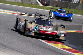 2024-05-11 - 12 STEVENS Will (gbr), ILOTT Callum (gbr), Hertz Team Jota, Porsche 963 #12, Hypercar, 02 BAMBER Earl (nzl), LYNN Alex (gbr), Cadillac Racing, Cadillac V-Series.R #02, Hypercar, action during the 2024 TotalEnergies 6 Hours of Spa-Francorchamps, 3rd round of the 2024 FIA World Endurance Championship, from May 8 to 11, 2024 on the Circuit de Spa-Francorchamps in Stavelot, Belgium - FIA WEC - 6 HOURS OF SPA-FRANCORCHAMPS 2024 - ENDURANCE - MOTORS