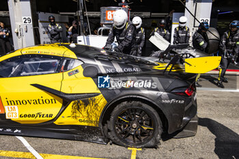 2024-05-11 - 82 JUNCADELLA Daniel (spa), BAUD Sébastien (fra), KOIZUMI Hiroshi (jpn), TF Sport, Corvette Z06 GT3.R #82, LM GT3, puncture during the 2024 TotalEnergies 6 Hours of Spa-Francorchamps, 3rd round of the 2024 FIA World Endurance Championship, from May 8 to 11, 2024 on the Circuit de Spa-Francorchamps in Stavelot, Belgium - FIA WEC - 6 HOURS OF SPA-FRANCORCHAMPS 2024 - ENDURANCE - MOTORS