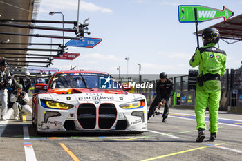 2024-05-11 - 31 FARFUS Augusto (bra), GELAEL Sean (ind), LEUNG Darren (gbr), Team WRT, BMW M4 GT3 #31, LM GT3, pit stop during the 2024 TotalEnergies 6 Hours of Spa-Francorchamps, 3rd round of the 2024 FIA World Endurance Championship, from May 8 to 11, 2024 on the Circuit de Spa-Francorchamps in Stavelot, Belgium - FIA WEC - 6 HOURS OF SPA-FRANCORCHAMPS 2024 - ENDURANCE - MOTORS