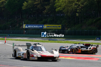 2024-05-11 - 12 STEVENS Will (gbr), ILOTT Callum (gbr), Hertz Team Jota, Porsche 963 #12, Hypercar, action during the 2024 TotalEnergies 6 Hours of Spa-Francorchamps, 3rd round of the 2024 FIA World Endurance Championship, from May 8 to 11, 2024 on the Circuit de Spa-Francorchamps in Stavelot, Belgium - FIA WEC - 6 HOURS OF SPA-FRANCORCHAMPS 2024 - ENDURANCE - MOTORS