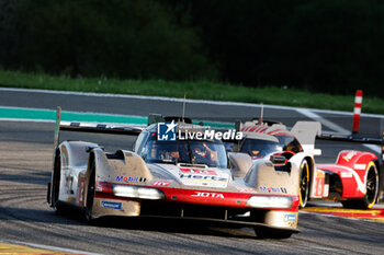 2024-05-11 - 12 STEVENS Will (gbr), ILOTT Callum (gbr), Hertz Team Jota, Porsche 963 #12, Hypercar, action during the 2024 TotalEnergies 6 Hours of Spa-Francorchamps, 3rd round of the 2024 FIA World Endurance Championship, from May 8 to 11, 2024 on the Circuit de Spa-Francorchamps in Stavelot, Belgium - FIA WEC - 6 HOURS OF SPA-FRANCORCHAMPS 2024 - ENDURANCE - MOTORS