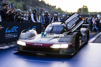 2024-05-11 - 12 STEVENS Will (gbr), ILOTT Callum (gbr), Hertz Team Jota, Porsche 963 #12, Hypercar, celebrating their win during the 2024 TotalEnergies 6 Hours of Spa-Francorchamps, 3rd round of the 2024 FIA World Endurance Championship, from May 8 to 11, 2024 on the Circuit de Spa-Francorchamps in Stavelot, Belgium - FIA WEC - 6 HOURS OF SPA-FRANCORCHAMPS 2024 - ENDURANCE - MOTORS