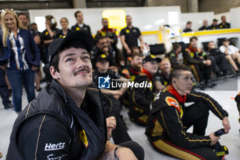 2024-05-11 - Hertz Team Jota, ambiance during the 2024 TotalEnergies 6 Hours of Spa-Francorchamps, 3rd round of the 2024 FIA World Endurance Championship, from May 8 to 11, 2024 on the Circuit de Spa-Francorchamps in Stavelot, Belgium - FIA WEC - 6 HOURS OF SPA-FRANCORCHAMPS 2024 - ENDURANCE - MOTORS