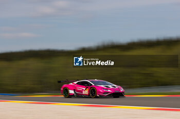 2024-05-11 - 85 BOVY Sarah (bel), FREY RAHEL (swi), GATTING Michelle (dnk), Iron Dames, Lamborghini Huracan GT3 Evo2 #85, LM GT3, action during the 2024 TotalEnergies 6 Hours of Spa-Francorchamps, 3rd round of the 2024 FIA World Endurance Championship, from May 8 to 11, 2024 on the Circuit de Spa-Francorchamps in Stavelot, Belgium - FIA WEC - 6 HOURS OF SPA-FRANCORCHAMPS 2024 - ENDURANCE - MOTORS