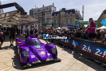 2024-06-07 - 14 HYETT PJ (usa), DELETRAZ Louis (swi), QUINN Alex (gbr), AO by TF, Oreca 07 - Gibson #14, LMP2 PRO/AM, ambiance during the Scrutineering of the 2024 24 Hours of Le Mans, 4th round of the 2024 FIA World Endurance Championship, on the Place de la République, from June 7 to 8, 2024 in Le Mans, France - 24 HEURES DU MANS 2024 - SCRUTINEERING - ENDURANCE - MOTORS