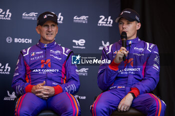 2024-06-07 - HANLEY Ben (gbr), United Autosports USA, Oreca 07 - Gibson #23 PRO/AM, LMP2, portrait during the Scrutineering of the 2024 24 Hours of Le Mans, 4th round of the 2024 FIA World Endurance Championship, on the Place de la République, from June 7 to 8, 2024 in Le Mans, France - 24 HEURES DU MANS 2024 - SCRUTINEERING - ENDURANCE - MOTORS