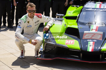 2024-06-07 - KVYAT Daniil, Lamborghini Iron Lynx, Lamborghini SC63 #63, Hypercar, FIA WEC, portrait during the Scrutineering of the 2024 24 Hours of Le Mans, 4th round of the 2024 FIA World Endurance Championship, on the Place de la République, from June 7 to 8, 2024 in Le Mans, France - 24 HEURES DU MANS 2024 - SCRUTINEERING - ENDURANCE - MOTORS