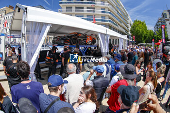 2024-06-07 - 59 SAUCY Grégoire (swi), COTTINGHAM James (gbr), COSTA Nicolas (bra), United Autosports, McLaren 720S GT3 Evo #59, LM GT3, FIA WEC, action during the Scrutineering of the 2024 24 Hours of Le Mans, 4th round of the 2024 FIA World Endurance Championship, on the Place de la République, from June 7 to 8, 2024 in Le Mans, France - 24 HEURES DU MANS 2024 - SCRUTINEERING - ENDURANCE - MOTORS