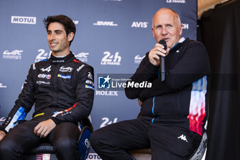 2024-06-07 - SINAULT Philippe (fra), team principal and owner of Signatech racing, portrait during the Scrutineering of the 2024 24 Hours of Le Mans, 4th round of the 2024 FIA World Endurance Championship, on the Place de la République, from June 7 to 8, 2024 in Le Mans, France - 24 HEURES DU MANS 2024 - SCRUTINEERING - ENDURANCE - MOTORS