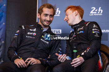 2024-06-07 - HABSBURG-Lothringen Ferdinand (aut), Alpine Endurance Team #35, Alpine A424, Hypercar, FIA WEC, MILESI Charles (fra), Alpine Endurance Team #35, Alpine A424, Hypercar, FIA WEC, portrait during the Scrutineering of the 2024 24 Hours of Le Mans, 4th round of the 2024 FIA World Endurance Championship, on the Place de la République, from June 7 to 8, 2024 in Le Mans, France - 24 HEURES DU MANS 2024 - SCRUTINEERING - ENDURANCE - MOTORS