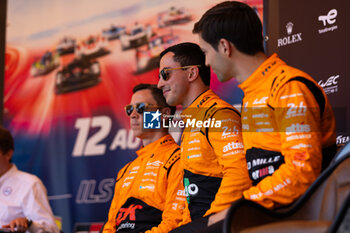 2024-06-07 - COSTA Nicolas (bra), United Autosports, McLaren 720S GT3 Evo #59, LM GT3, FIA WEC, portrait during the Scrutineering of the 2024 24 Hours of Le Mans, 4th round of the 2024 FIA World Endurance Championship, on the Place de la République, from June 7 to 8, 2024 in Le Mans, France - 24 HEURES DU MANS 2024 - SCRUTINEERING - ENDURANCE - MOTORS