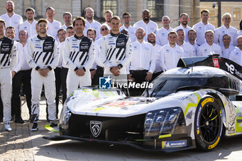 2024-06-07 - 93 VERGNE Jean-Eric (fra), JENSEN Mikkel (dnk), MULLER Nico (swi), Peugeot TotalEnergies, Peugeot 9x8 #93, Hypercar, FIA WEC, portrait during the Scrutineering of the 2024 24 Hours of Le Mans, 4th round of the 2024 FIA World Endurance Championship, on the Place de la République, from June 7 to 8, 2024 in Le Mans, France - 24 HEURES DU MANS 2024 - SCRUTINEERING - ENDURANCE - MOTORS