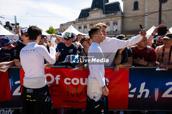 2024-06-07 - CHATIN Paul-Loup (fra), Alpine Endurance Team #35, Alpine A424, Hypercar, FIA WEC, VAXIVIERE Matthieu (fra), Alpine Endurance Team, Alpine A424 #36, Hypercar, FIA WEC, portrait during the Scrutineering of the 2024 24 Hours of Le Mans, 4th round of the 2024 FIA World Endurance Championship, on the Place de la République, from June 7 to 8, 2024 in Le Mans, France - 24 HEURES DU MANS 2024 - SCRUTINEERING - ENDURANCE - MOTORS