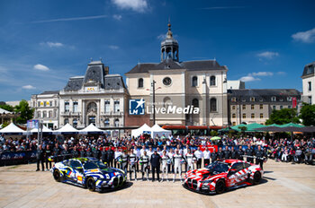 2024-06-07 - 46 MARTIN Maxime (bel), ROSSI Valentino (ita), AL HARTHY Ahmad (omn), Team WRT, BMW M4 GT3 #46, LM GT3 #44, FIA WEC, 31 FARFUS Augusto (bra), GELAEL Sean (ind), LEUNG Darren (gbr), Team WRT, BMW M4 GT3 #31, LM GT3, FIA WEC, ambiance during the Scrutineering of the 2024 24 Hours of Le Mans, 4th round of the 2024 FIA World Endurance Championship, on the Place de la République, from June 7 to 8, 2024 in Le Mans, France - 24 HEURES DU MANS 2024 - SCRUTINEERING - ENDURANCE - MOTORS